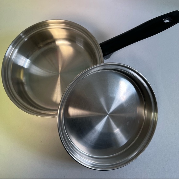 EKCO Classic Stainless Steel 1Q Sauce Pan w/Lid - Picture 6 of 6